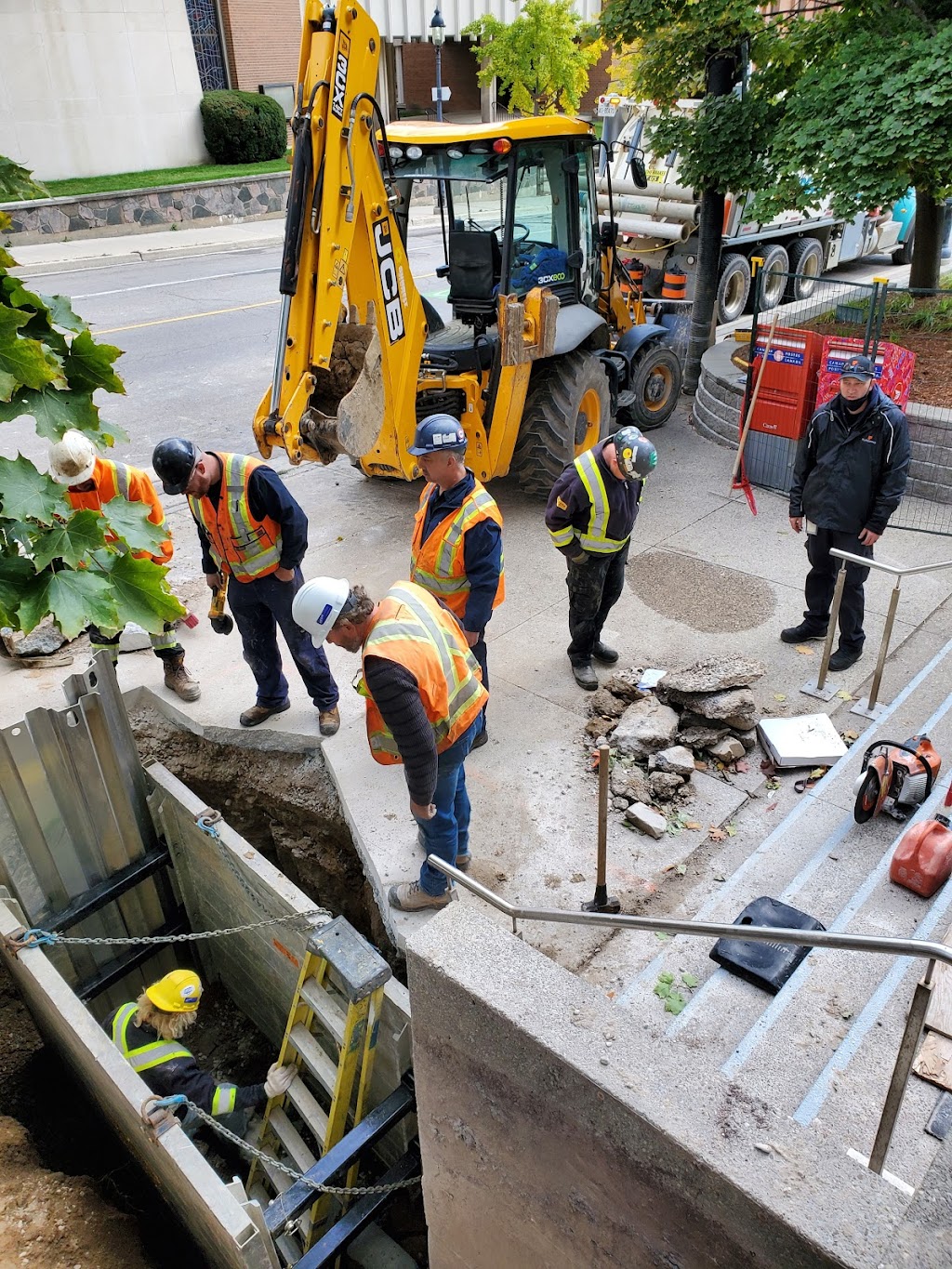 Landworks | 41 River Rd E #6, Kitchener, ON N2C 2C8, Canada | Phone: (519) 893-3300