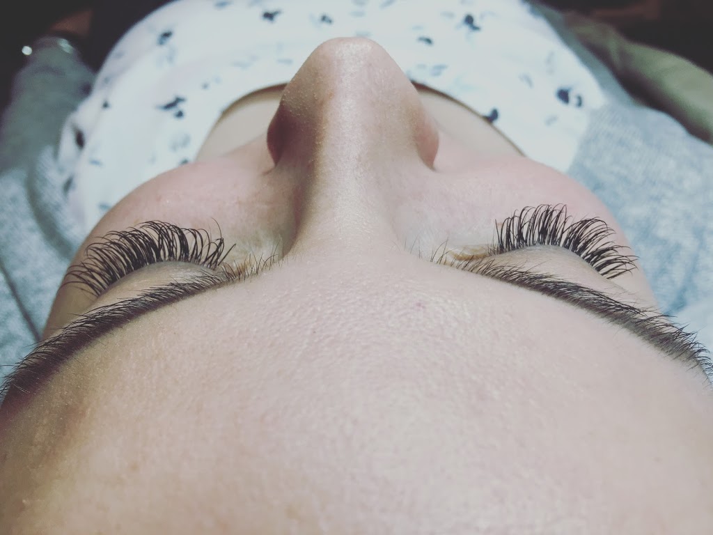 Beyond Lashes | 2200 Castlestone Ct, Mississauga, ON L5B 1Y1, Canada | Phone: (647) 200-3501