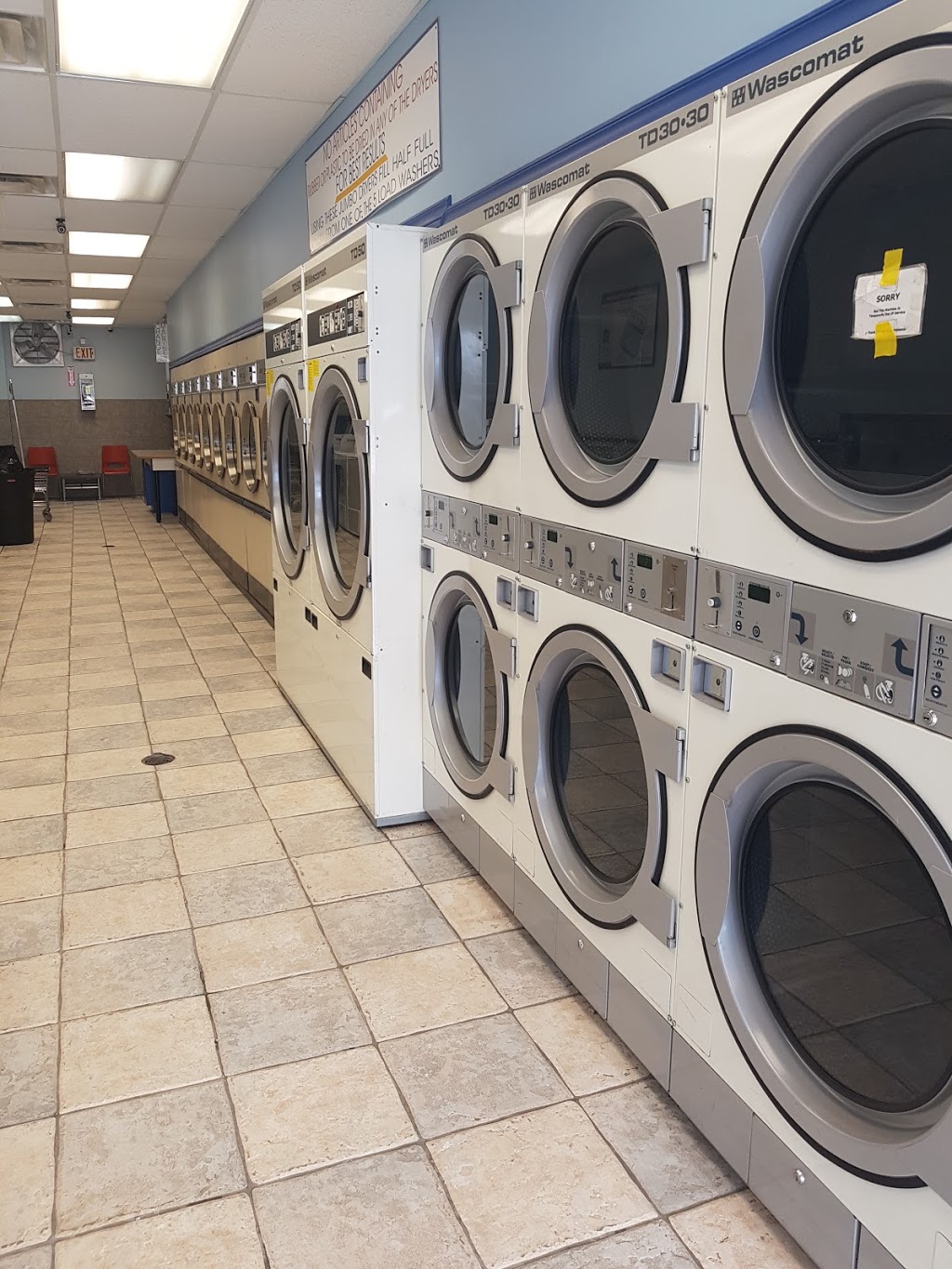 Mount Royal Laundromat | Burlington, ON L7P 1K1, Canada | Phone: (289) 208-6049