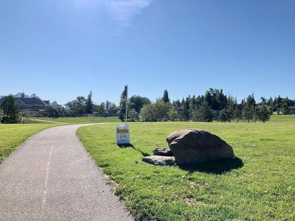Oliver Quarry Off Leash Dog park | 2303 State Rd SW, Calgary, AB T3C 2M7, Canada | Phone: (403) 246-3535