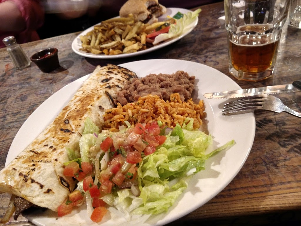 Sneaky Dees | 431 College St, Toronto, ON M5T 1T1, Canada | Phone: (416) 603-3090