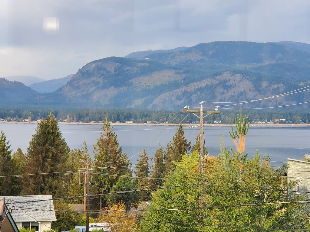 Home Restaurant | 1235 Trans-Canada Hwy, Sorrento, BC V0E 2W0, Canada | Phone: (250) 675-3552