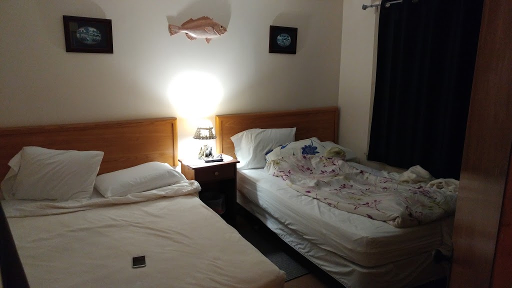 Lily Front Motel & Cottages | 693 Masons Beach Rd, Lunenburg, NS B0J 2C0, Canada | Phone: (902) 634-8085