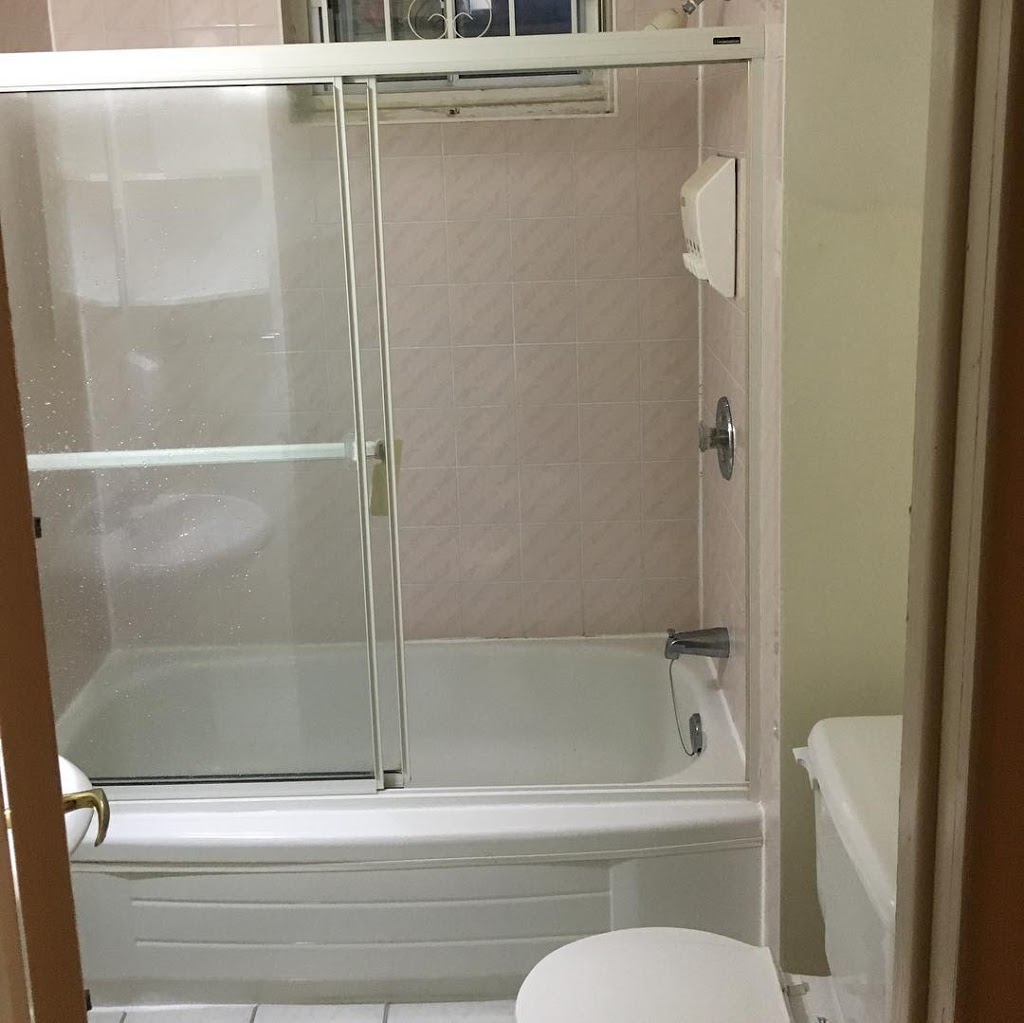 Chris Handyman Service | 82 Kirkland Pl, Whitby, ON L1P 1X1, Canada | Phone: (647) 454-3761