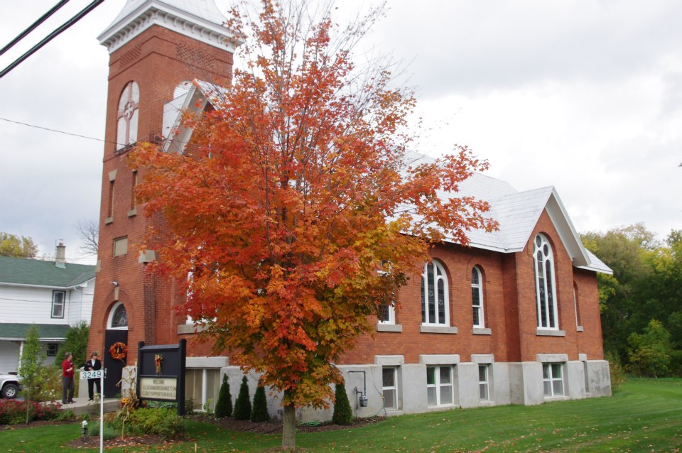 Ottawa Wedding Chapel | 3249 Yorks Corners Rd, Kenmore, ON K0A 2G0, Canada | Phone: (800) 545-3681