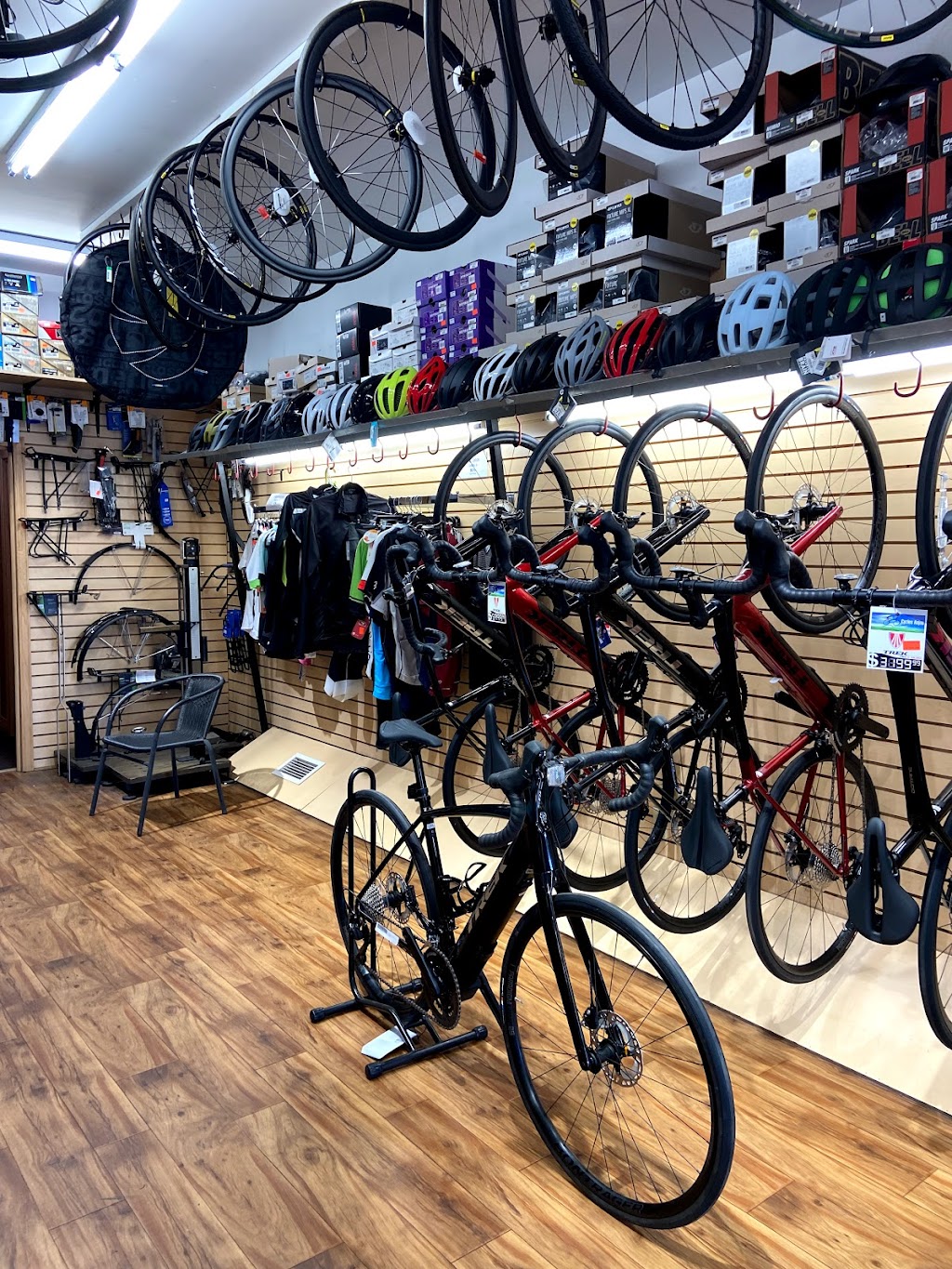 Cycles Anjou | 8688 Av. Chaumont, Montréal, QC H1K 1N6, Canada | Phone: (514) 352-9280