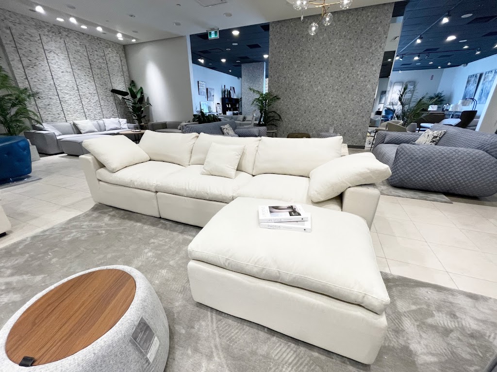 Hoya Casa Furniture & Mattress Pro | 7575 Weston Rd Unit 115, Woodbridge, ON L4L 9K5, Canada | Phone: (905) 264-7886