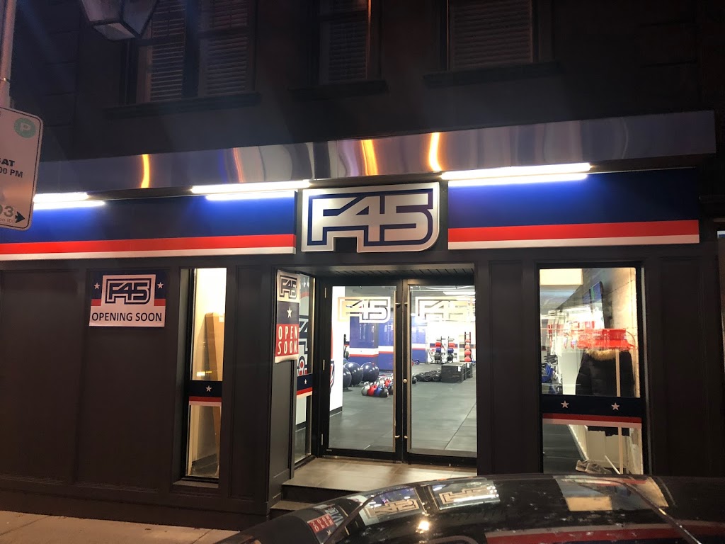 F45 Training New Toronto | 2847 Lake Shore Blvd W, Etobicoke, ON M8V 1H8, Canada | Phone: (647) 699-0545