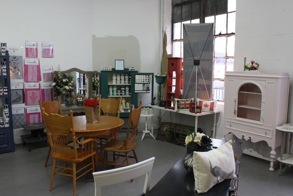 Red Wind Studio | 4 Hachborn St W, St. Jacobs, ON N0B 2N0, Canada | Phone: (519) 664-1887