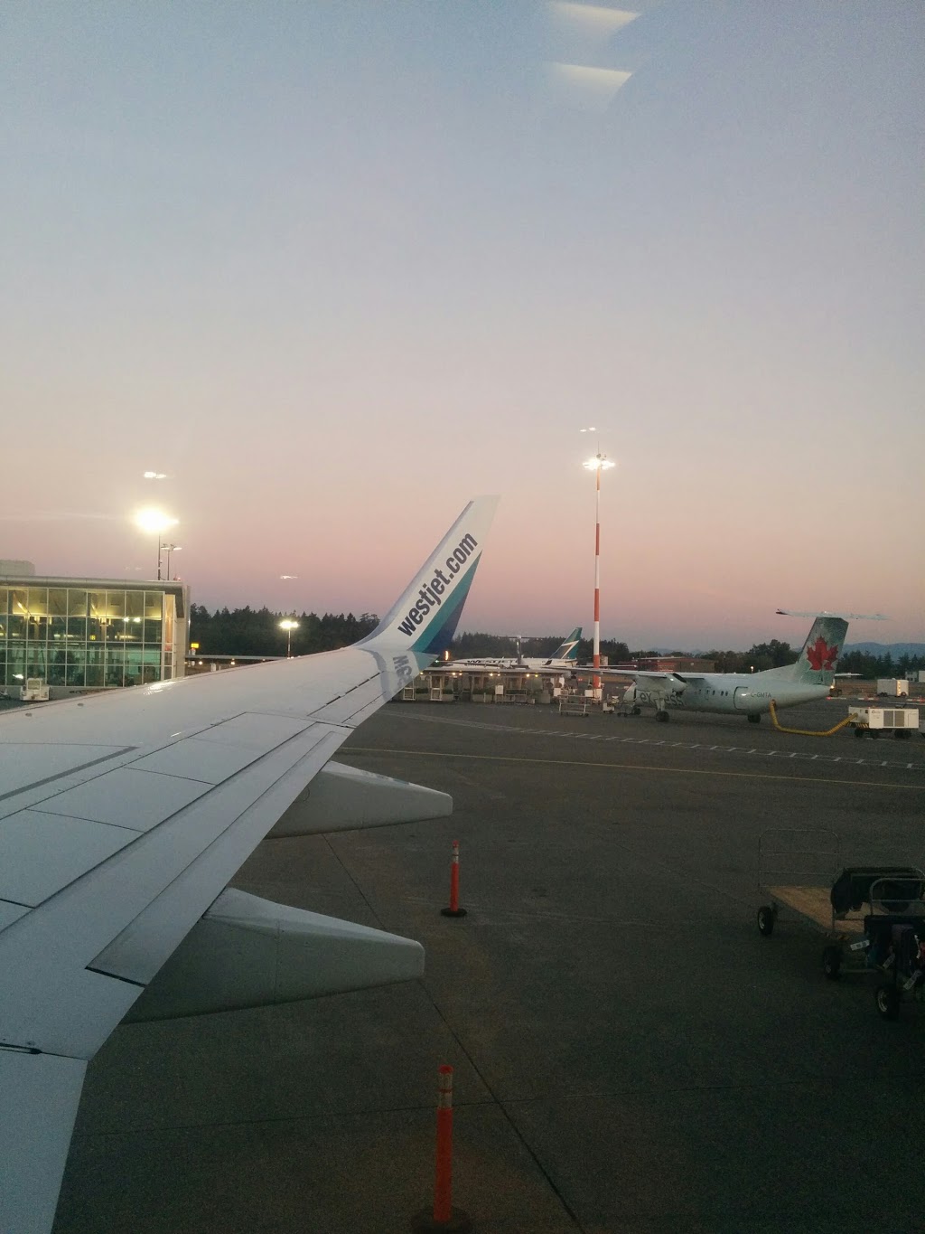 Victoria International Airport | 1640 Electra Blvd, Sidney, BC V8L 5V4, Canada | Phone: (250) 953-7500