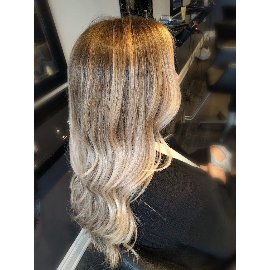 Salon Jade | 84 Main St E, Milton, ON L9T 1N3, Canada | Phone: (905) 876-3761