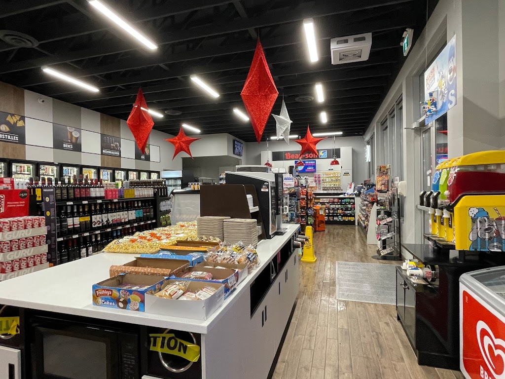 Petro-Canada & Car Wash | 2005 Bd Monseigneur-Langlois Suite 110, Salaberry-de-Valleyfield, QC J6S 0L2, Canada | Phone: (450) 747-1541