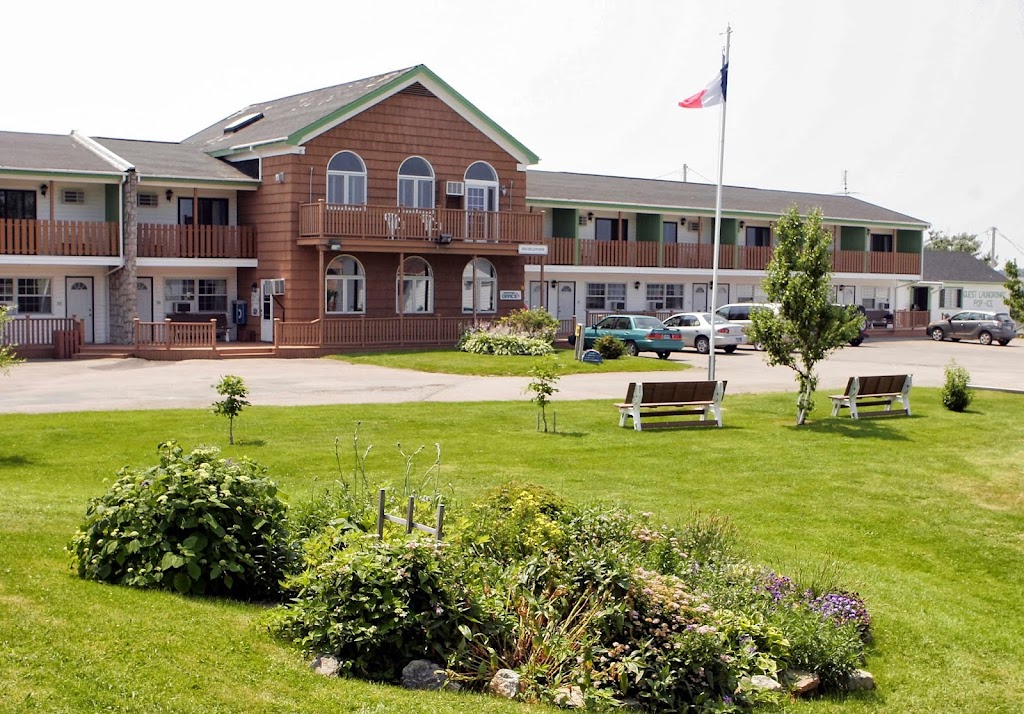 Lauries Motor Inn | 15456 Cabot Trail, Chéticamp, NS B0E 1H0, Canada | Phone: (902) 224-2400