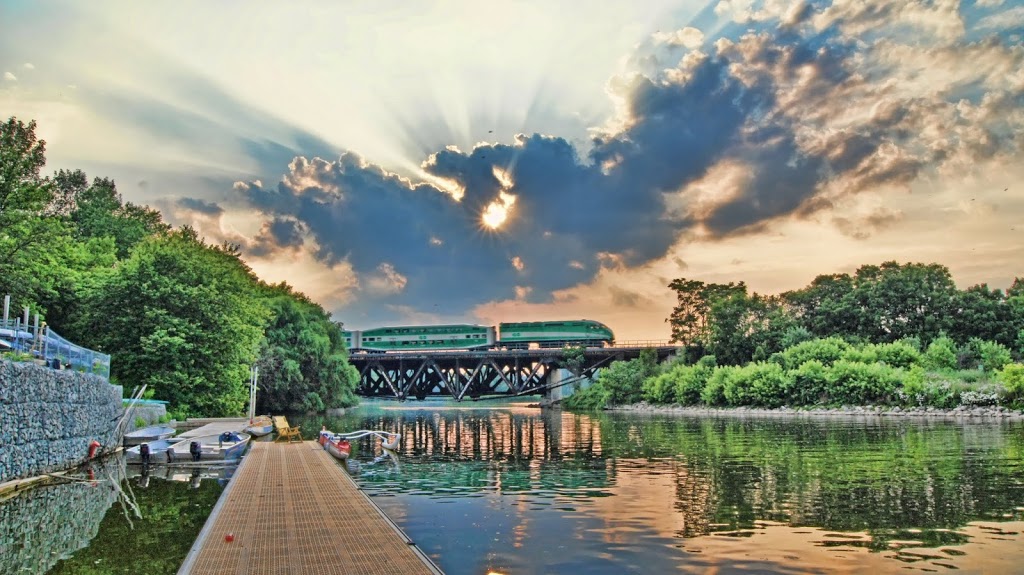 The Don Rowing Club Of Mississauga | 25 Front St N, Mississauga, ON L5H 2E1, Canada | Phone: (905) 274-1871