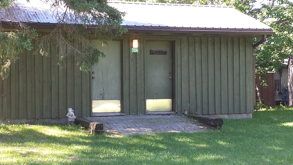 Log Chateau Park | 1691 Kawartha Lakes County Rd 121, Fenelon Falls, ON K0M 1N0, Canada | Phone: (705) 887-3960