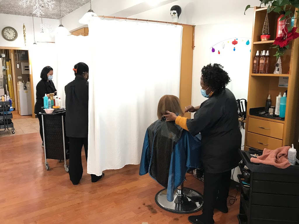 Iconic Salon Inc. | 1338 Northmount Dr NW, Calgary, AB T2L 0E6, Canada | Phone: (403) 289-1402