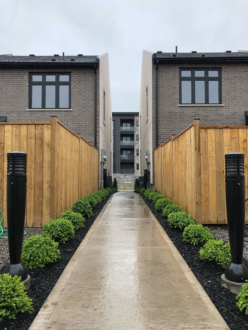 Elevate Living Niagara | 8003 Lundys Ln, Niagara Falls, ON L2H 1H3, Canada | Phone: (905) 246-8097