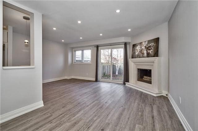 Right Fit Renovations Ltd | 2204 Leominster Dr, Burlington, ON L7P 3X1, Canada | Phone: (647) 627-4663