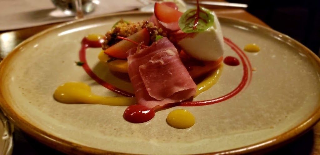 Bistro à Champlain | 39 Chemin Fridolin-Simard, Estérel, QC J0T 1E0, Canada | Phone: (450) 228-2571