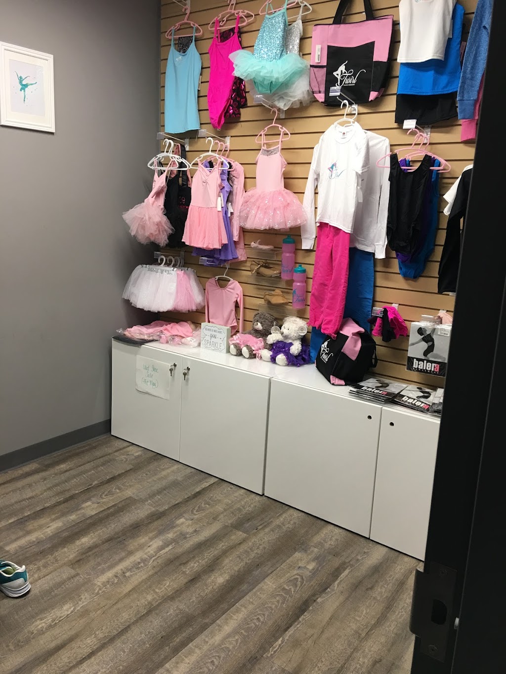 Twirl Dance Company | South-End, 201 W Chestermere Dr 2nd Floor, Chestermere, AB T1X 1B2, Canada | Phone: (403) 700-5222