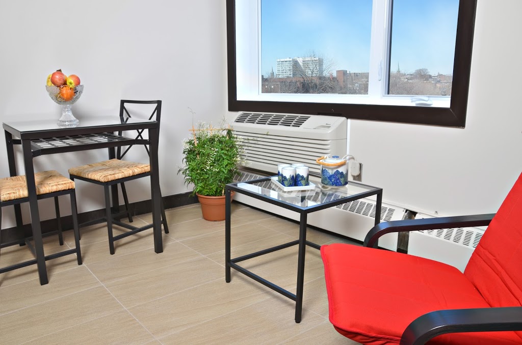 Cjour appartements | 2284 Rue Ontario E, Montréal, QC H2K 1V8, Canada | Phone: (514) 909-6416