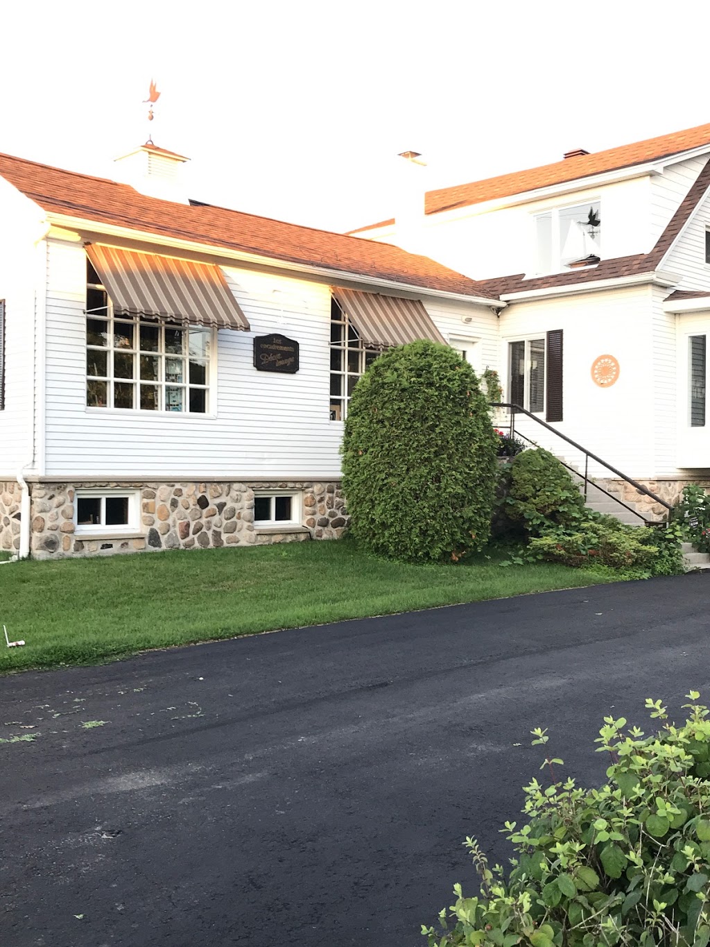 Encadrements Decor Image Enr 194 Rue de la Rive, SainteAnnedeSorel