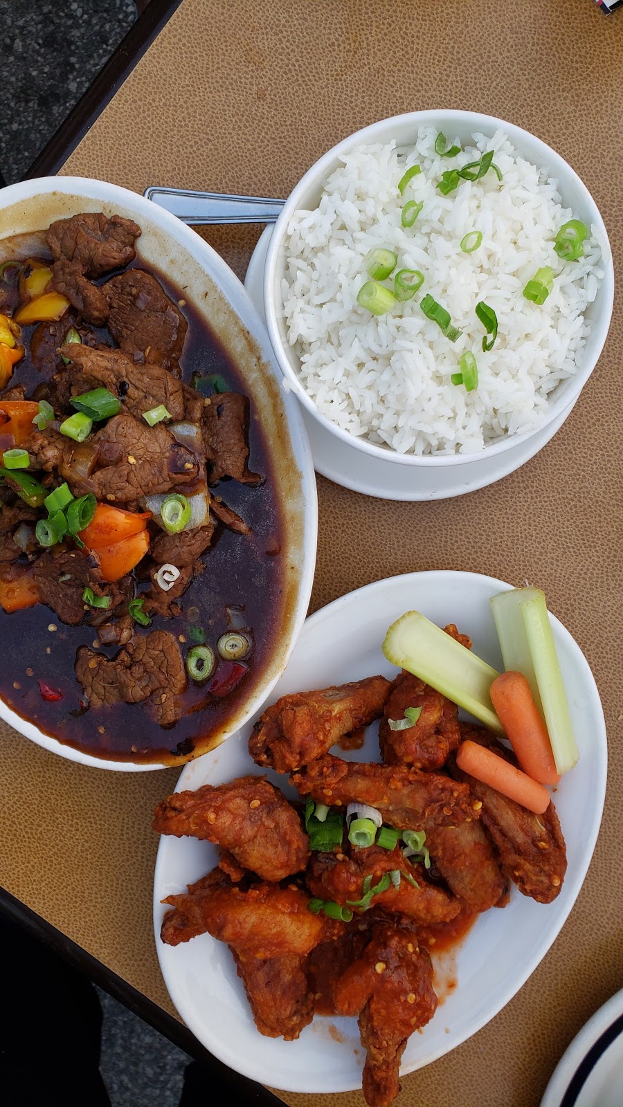 Supreme Restaurant & Bar | 1249 Ellesmere Rd, Scarborough, ON M1P 2X4, Canada | Phone: (647) 350-8832