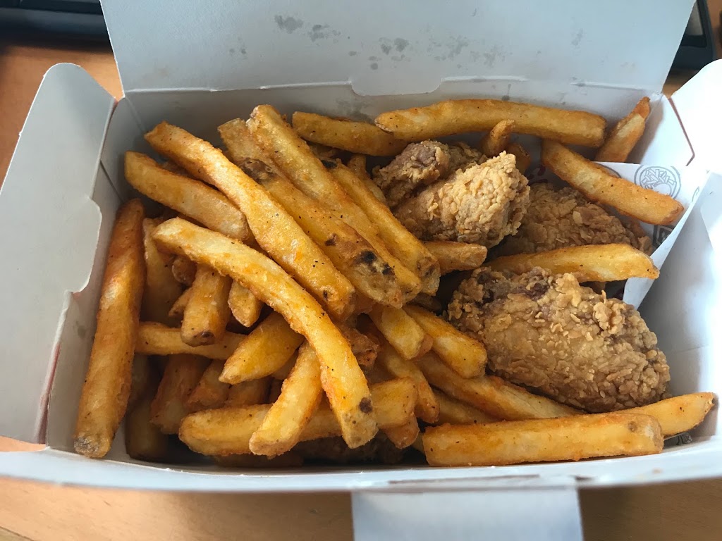 Quik Chik - Brampton - 410/Steeles | 35 Resolution Dr, Brampton, ON L6W 0A6, Canada | Phone: (905) 861-1001