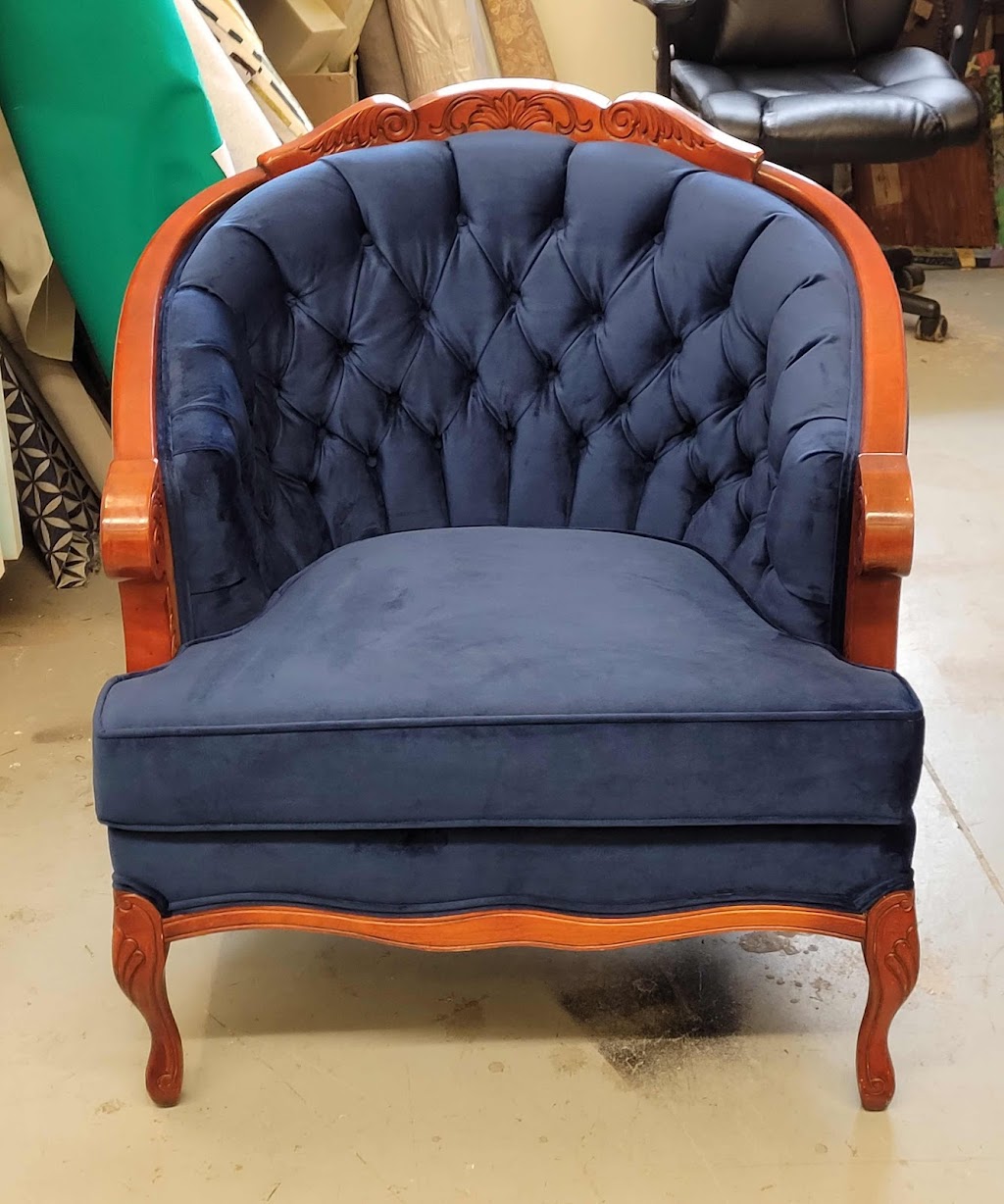 Smiths Upholstery | West, 701 Water St, Summerside, PE C1N 1X2, Canada | Phone: (902) 888-9647