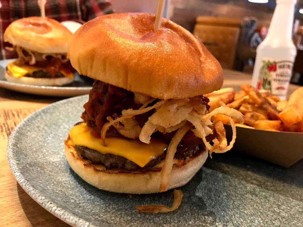 Kelseys Original Roadhouse | 3970 Grand Park Dr, Mississauga, ON L5B 4M6, Canada | Phone: (905) 897-8608