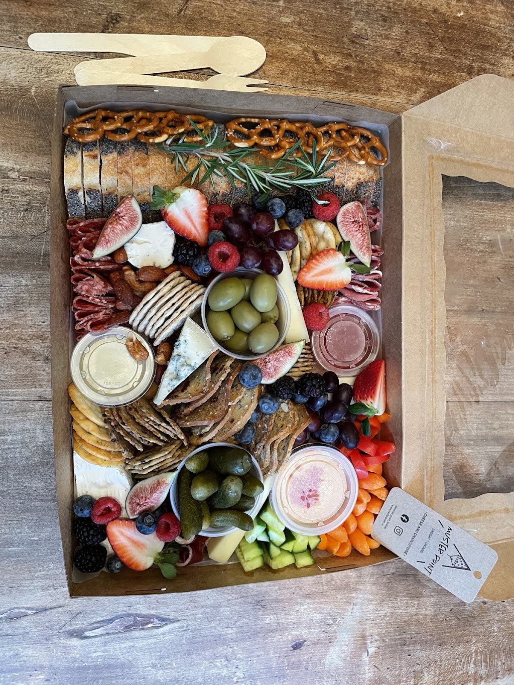 Muster Point - Grazing Boxes, Catering, Bartending, Mobile Bar | 15B Prince St W, Bobcaygeon, ON K0M 1A0, Canada | Phone: (705) 878-6268