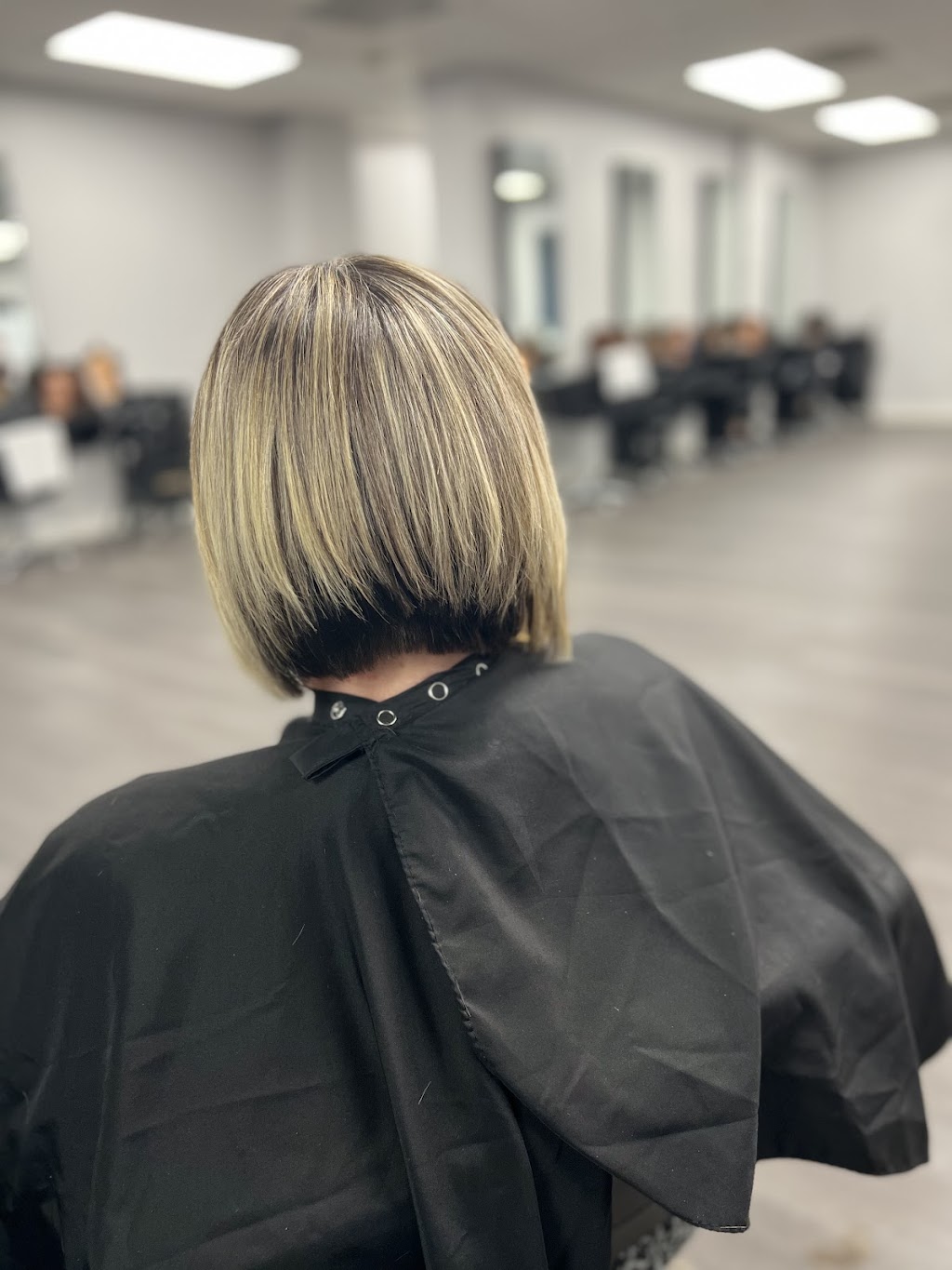 Beamz Makeover (Hair Salon) | 6 Broome Ave, Courtice, ON L1E 0B1, Canada | Phone: (647) 671-8803