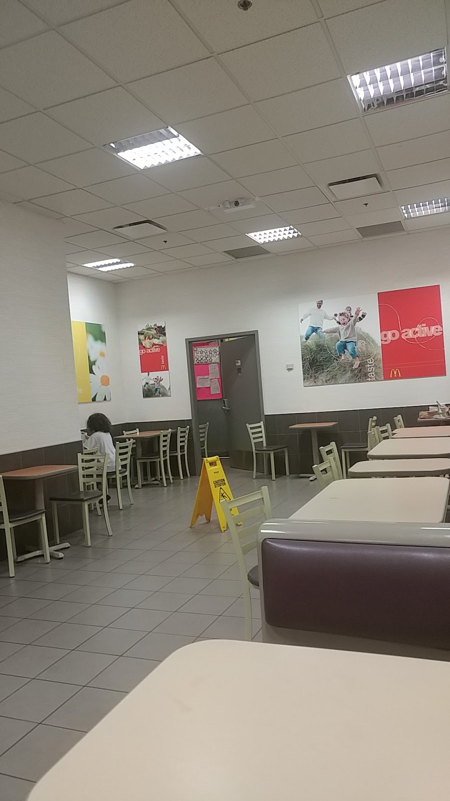 McDonalds | cafe | 450 Stevenson Rd S, Oshawa, ON L1J 0B4, Canada | 9055799444 OR +1 905-579-9444