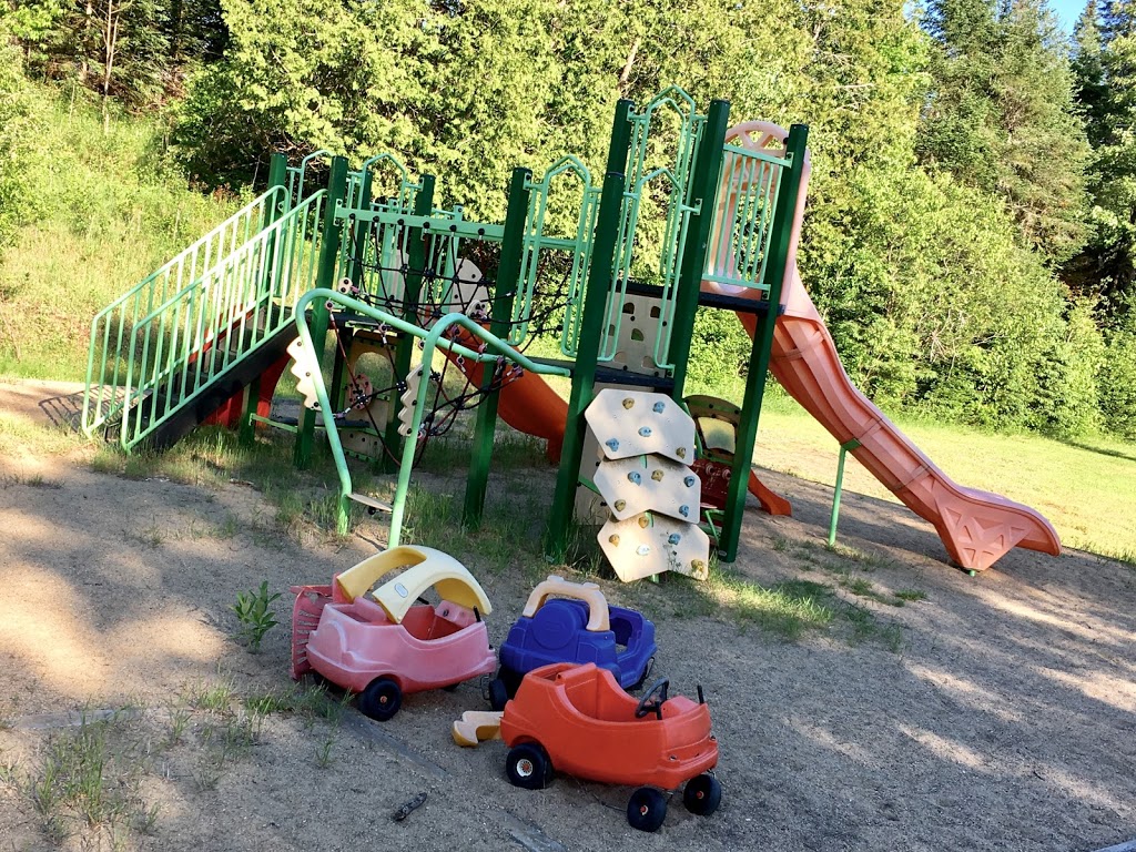 Parc de Rockway Valley ( Amherst ) | 1573 Chemin Rockway-Valley, Amherst, QC J0T 2L0, Canada | Phone: (819) 681-3372
