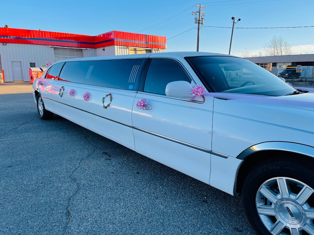 White Limousine | 35 Boulder Blvd, Stony Plain, AB T7Z 1V6, Canada | Phone: (780) 993-0307