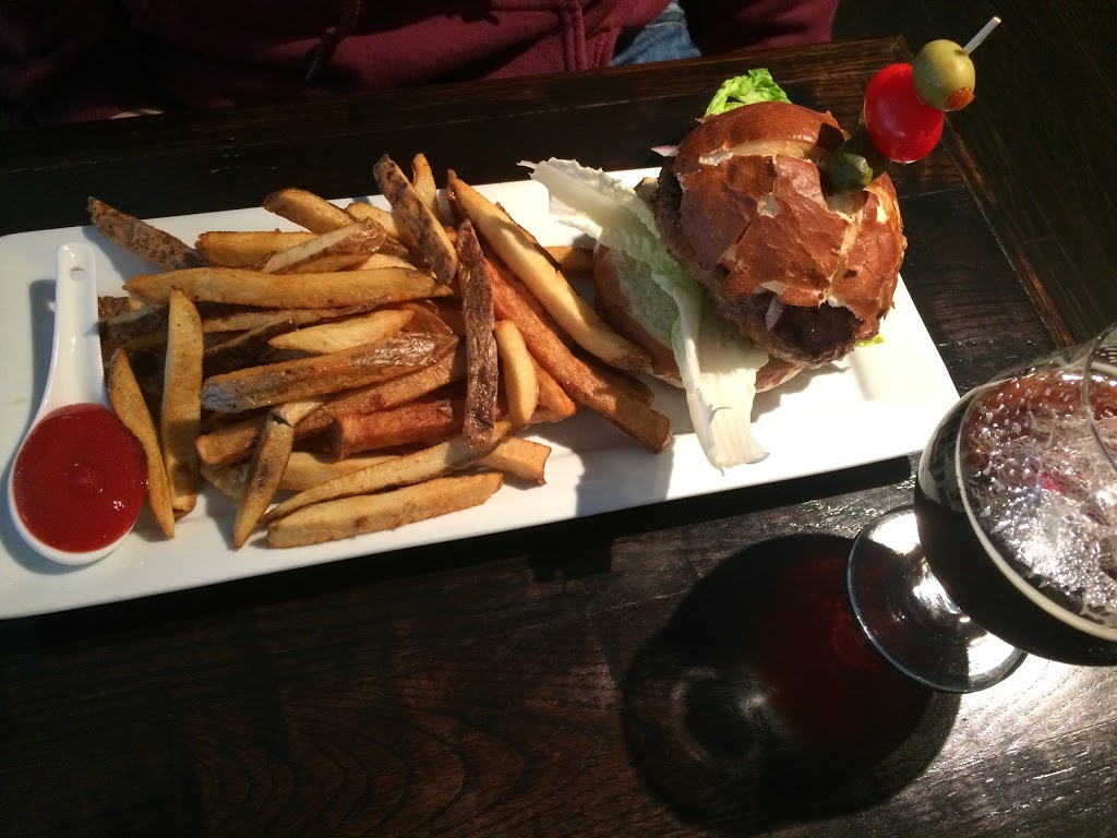 The Ridge Social Eatery | 3215 Roseville Rd, Ayr, ON N0B 1E0, Canada | Phone: (519) 696-2757