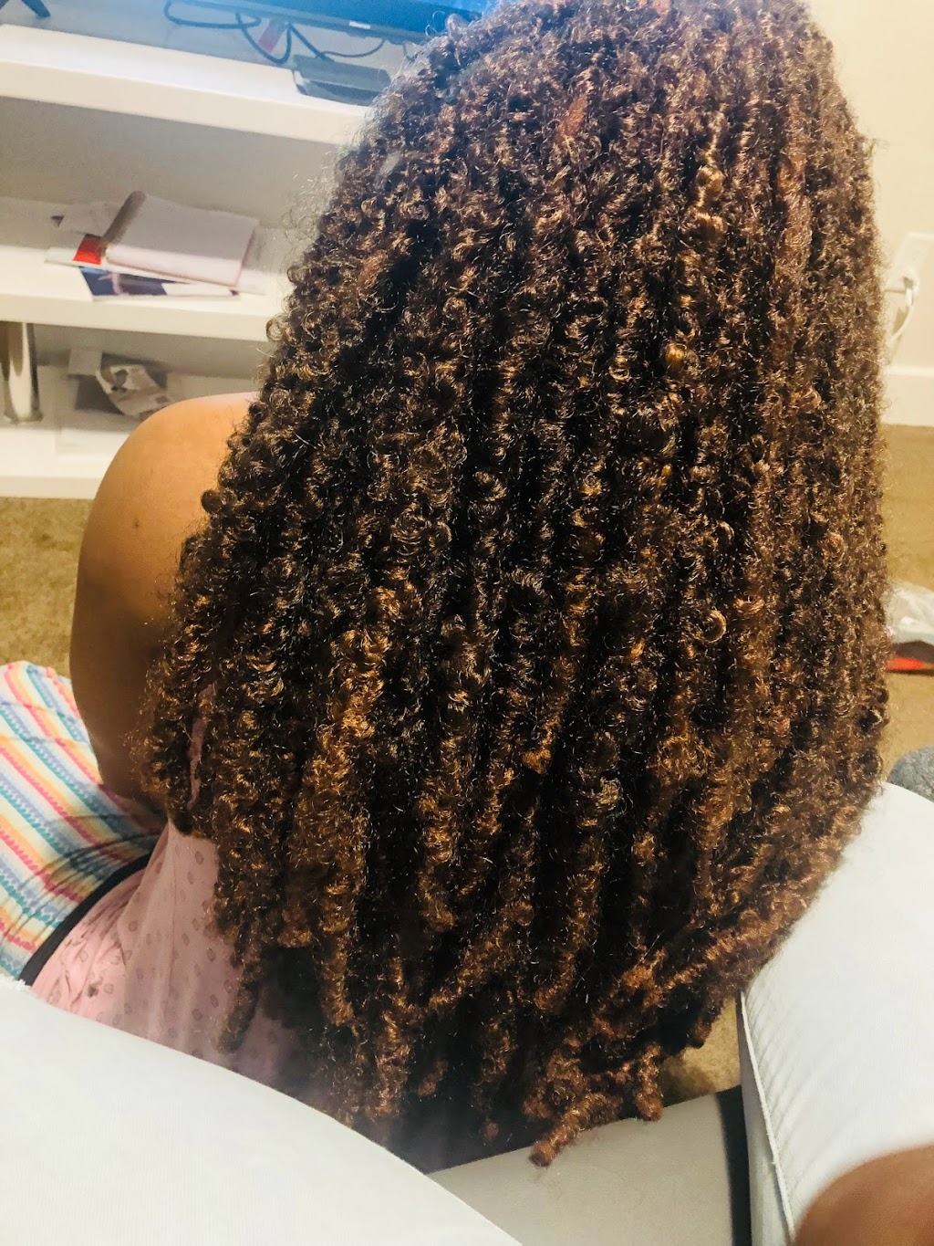 MalidyBeautyTouch | 6359 Perth St, Richmond, ON K0A 2Z0, Canada | Phone: (613) 700-4700