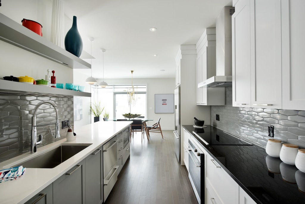 HN Homes Riverside South Sales Centre | 622 Summerhill St, Manotick, ON K4M 1B2, Canada | Phone: (613) 491-8088