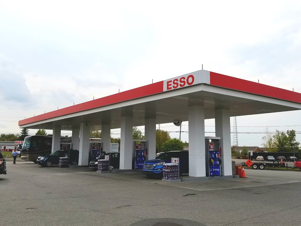 Esso | 495 Rue Laurier, Saint-Apollinaire, QC G0S 2E0, Canada | Phone: (418) 881-2001