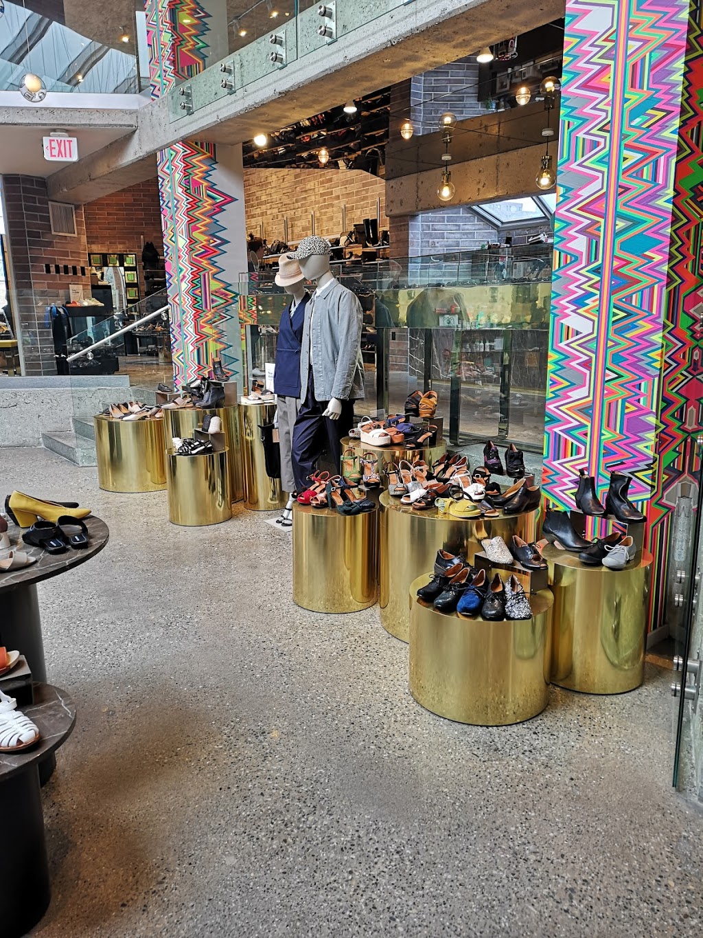 gravitypope Calgary | 1126 17 Ave SW, Calgary, AB T2T 0B4, Canada | Phone: (403) 209-0961