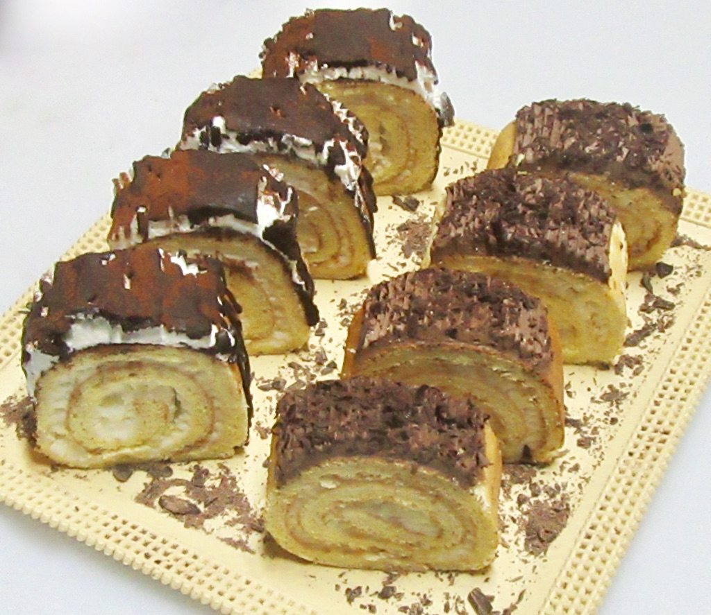 Venus Bakery & Café | 80 Ellesmere Rd Unit #3, Scarborough, ON M1R 4C2, Canada | Phone: (647) 748-2430