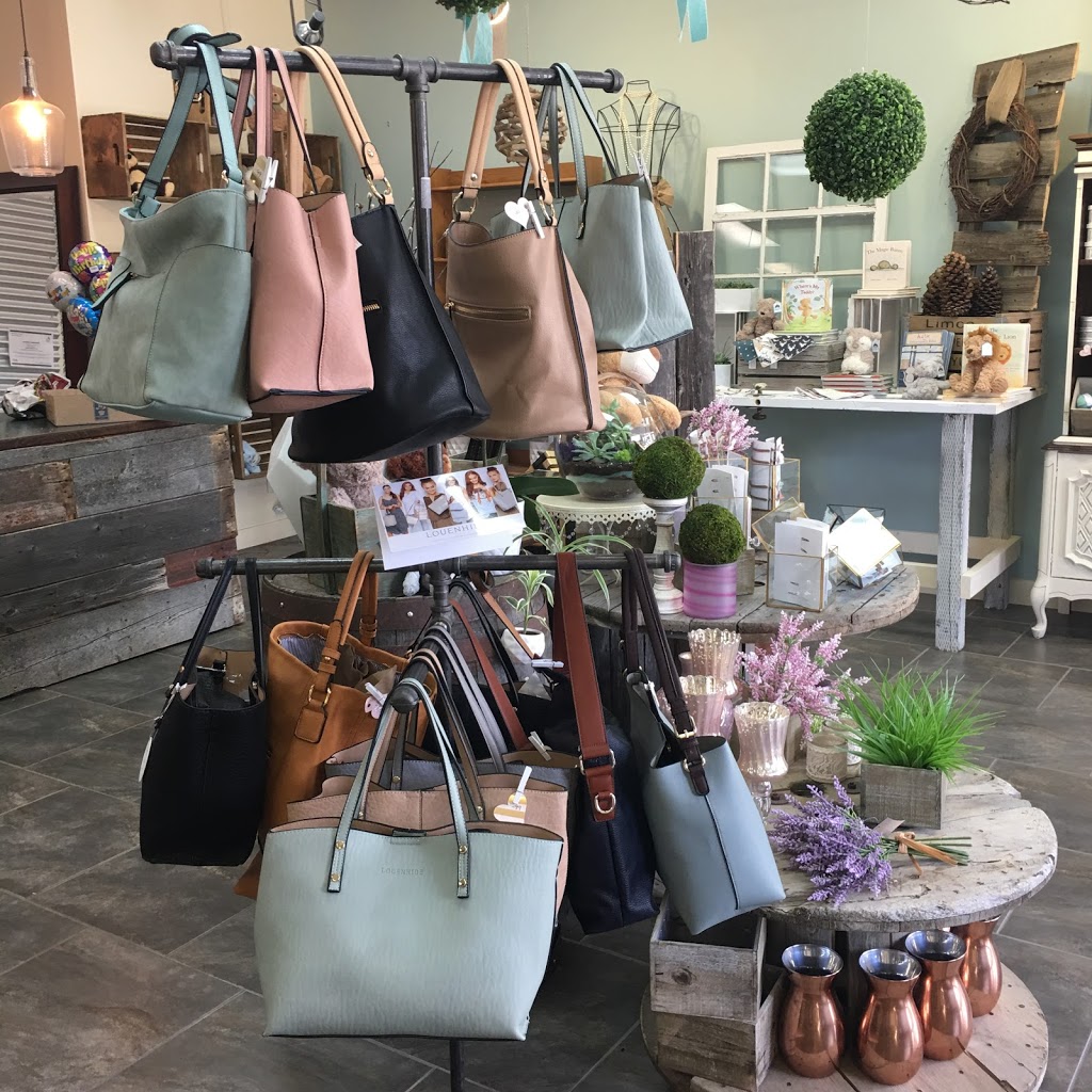 Pretty Little Flowers | 20 McLeod Ave #2a, Spruce Grove, AB T7X 3Y1, Canada | Phone: (780) 962-4771