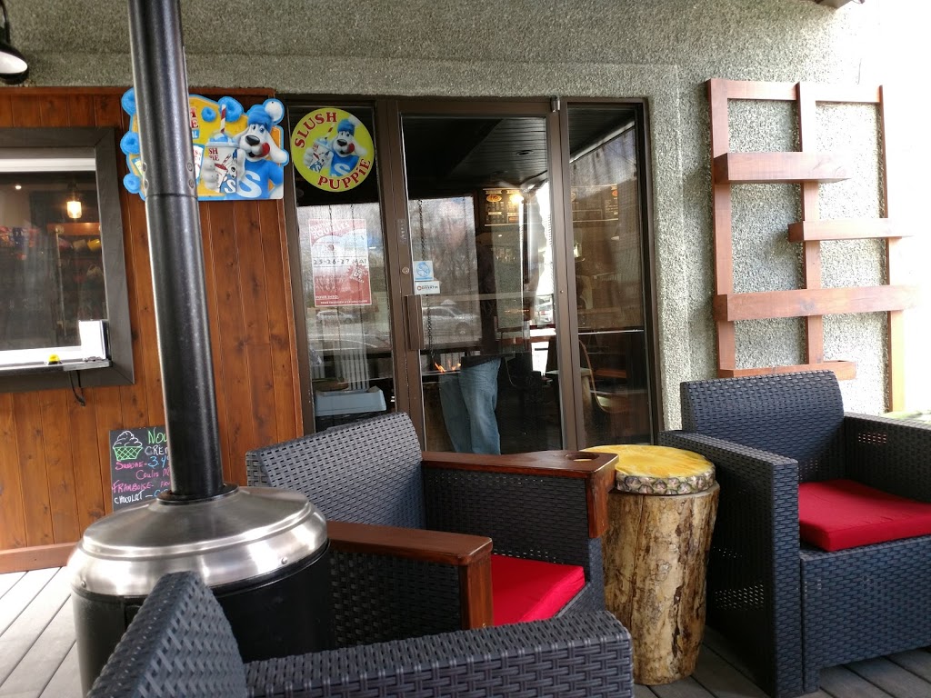 Cantine LExpress | 124 Rue Principale, Lambton, QC G0M 1H0, Canada | Phone: (418) 486-2333