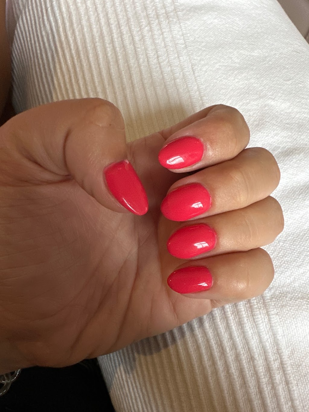 Born Beauty | 14126 Belmont Rd, Belmont, ON N0L 1B0, Canada | Phone: (226) 237-0835