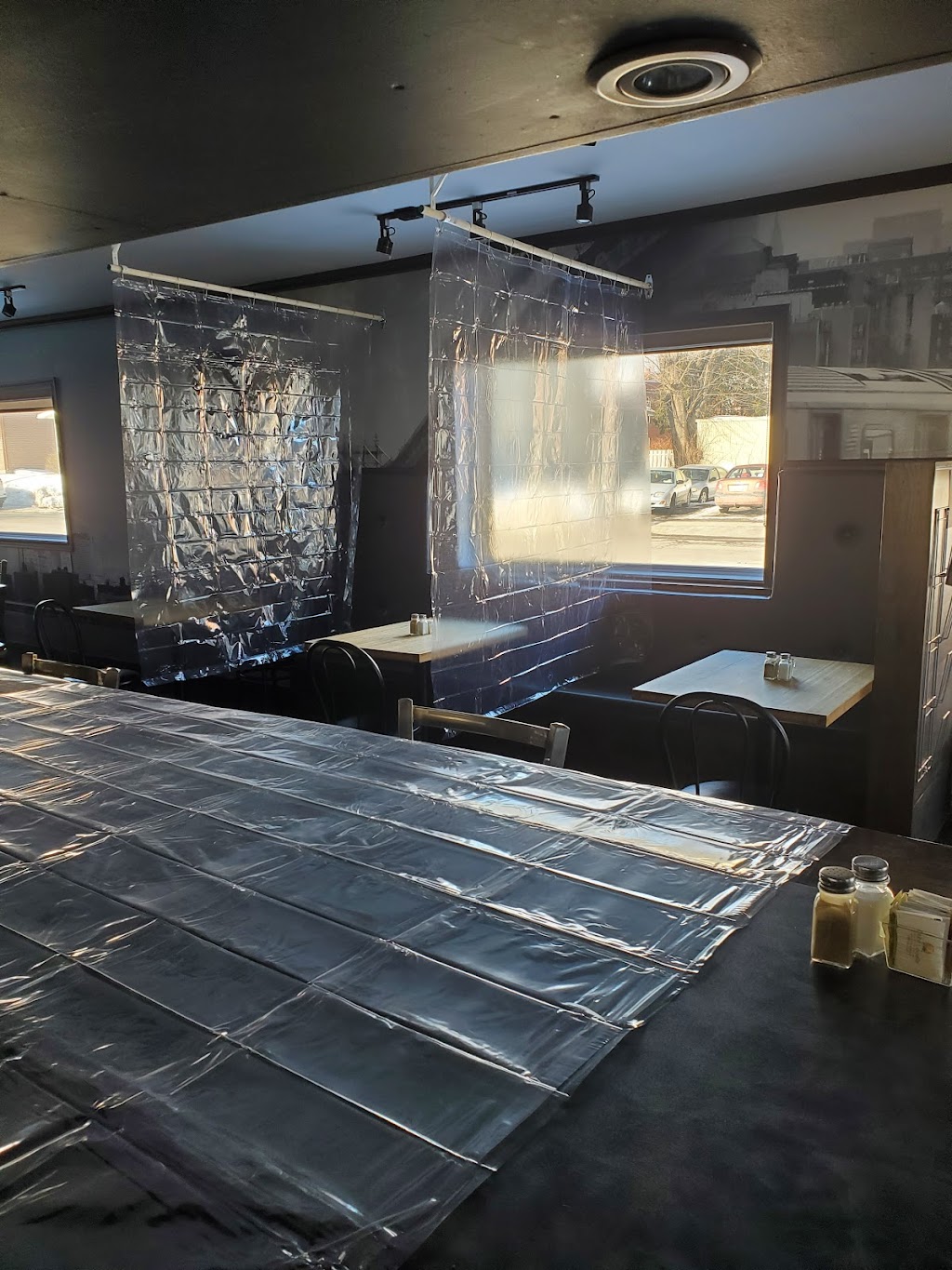Bistro Le BisCornu | 2200 Rue Royale, Trois-Rivières, QC G9A 4L5, Canada | Phone: (819) 840-8292