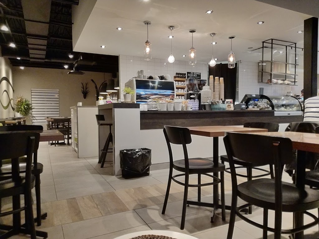 ES Café | 7520 Boulevard Guillaume-Couture #120, Lévis, QC G6V 6S5, Canada | Phone: (418) 838-0202