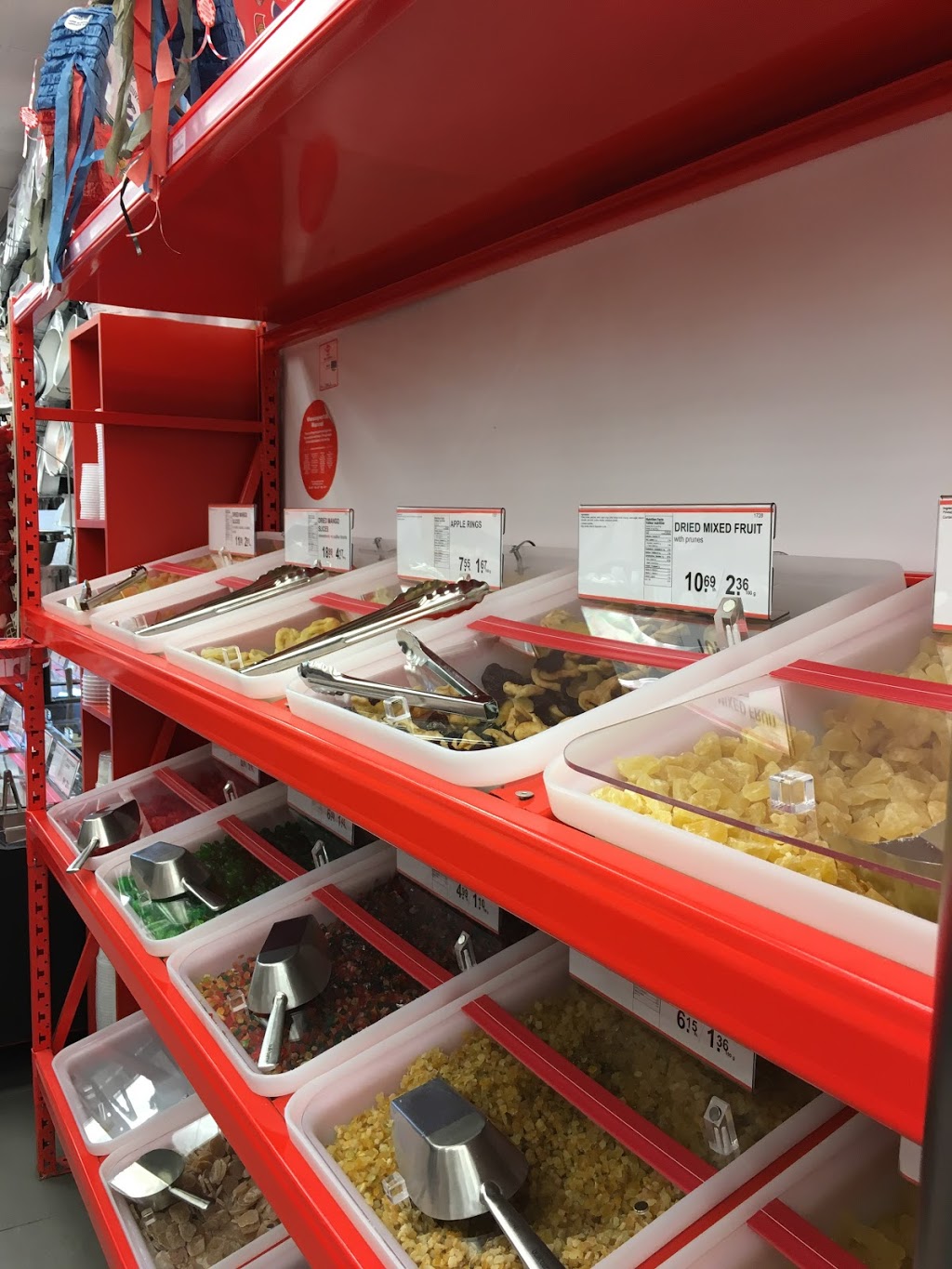Bulk Barn | 3003 Danforth Ave, East York, ON M4C 1M9, Canada | Phone: (416) 686-9053