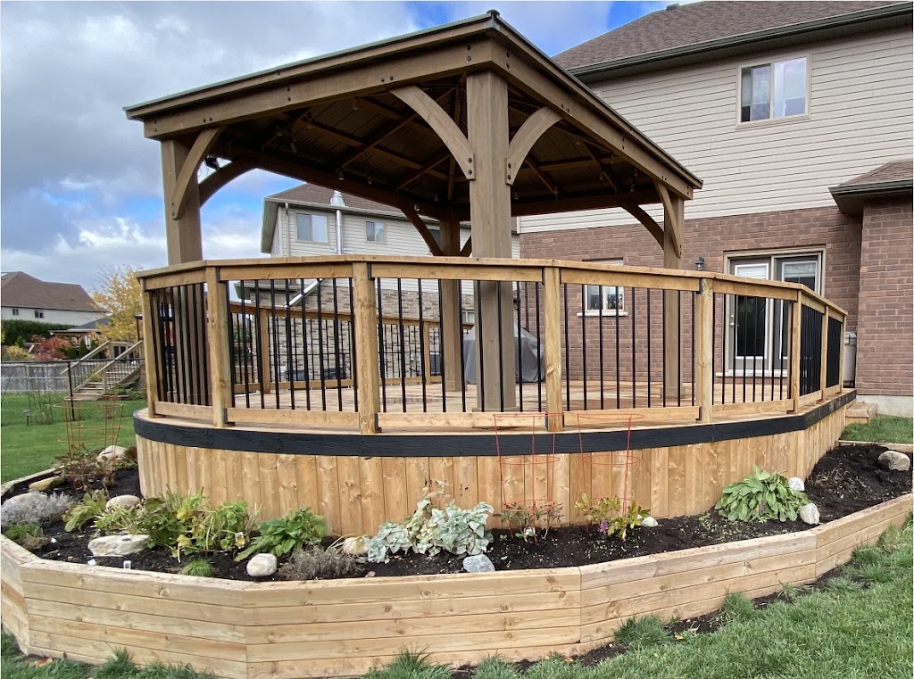 Cracknell Pools & Backyards | 1535 Sunningdale Rd W, London, ON N6G 5B7, Canada | Phone: (519) 900-0382