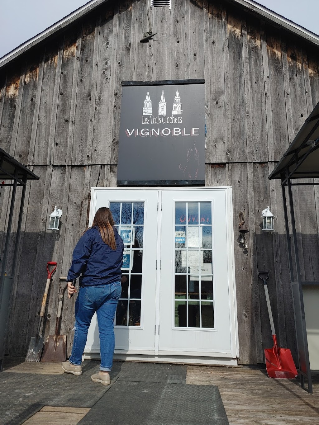 Trois Clochers | 341 Rue Bruce, Dunham, QC J0E 1M0, Canada | Phone: (450) 295-2034