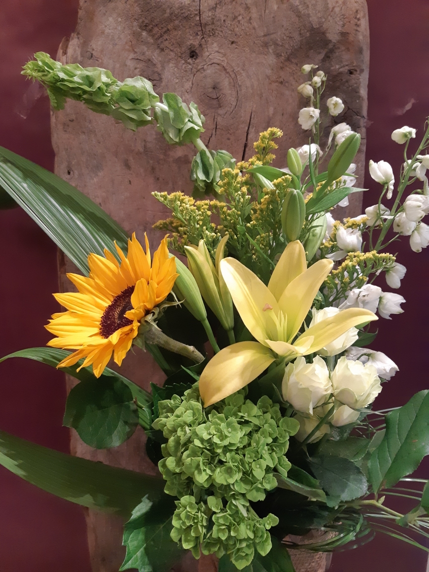 Fleuriste Les Fleurs De LArtiste | 650 Boulevard du Fort-Saint-Louis Local 10, Boucherville, QC J4B 1S9, Canada | Phone: (450) 641-8656